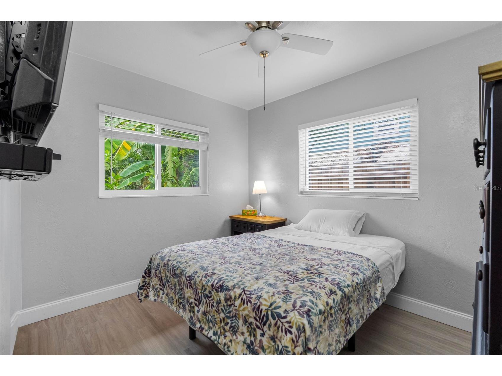 4011 7th Avenue N Saint Petersburg FL 33713 TB8524838 image16