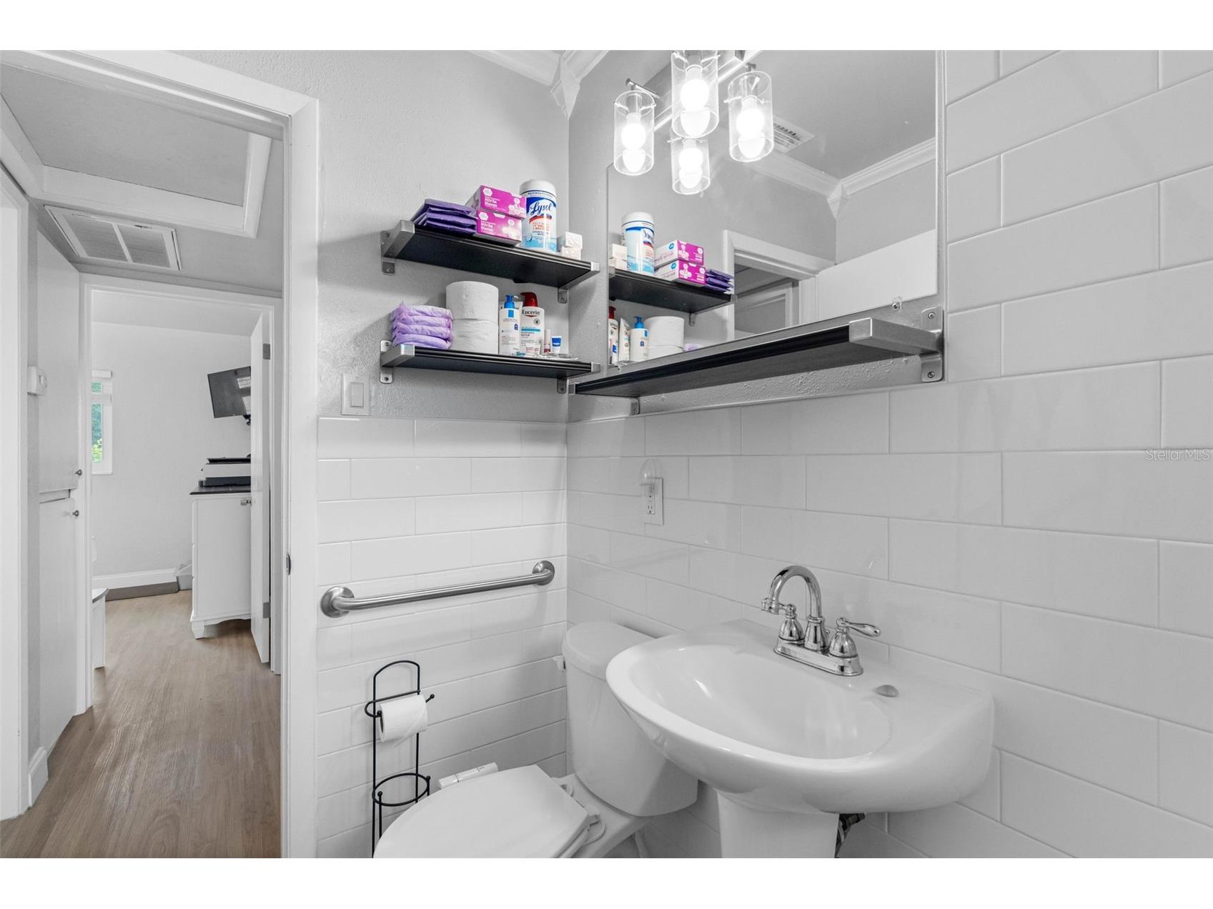 4011 7th Avenue N Saint Petersburg FL 33713 TB8524838 image19