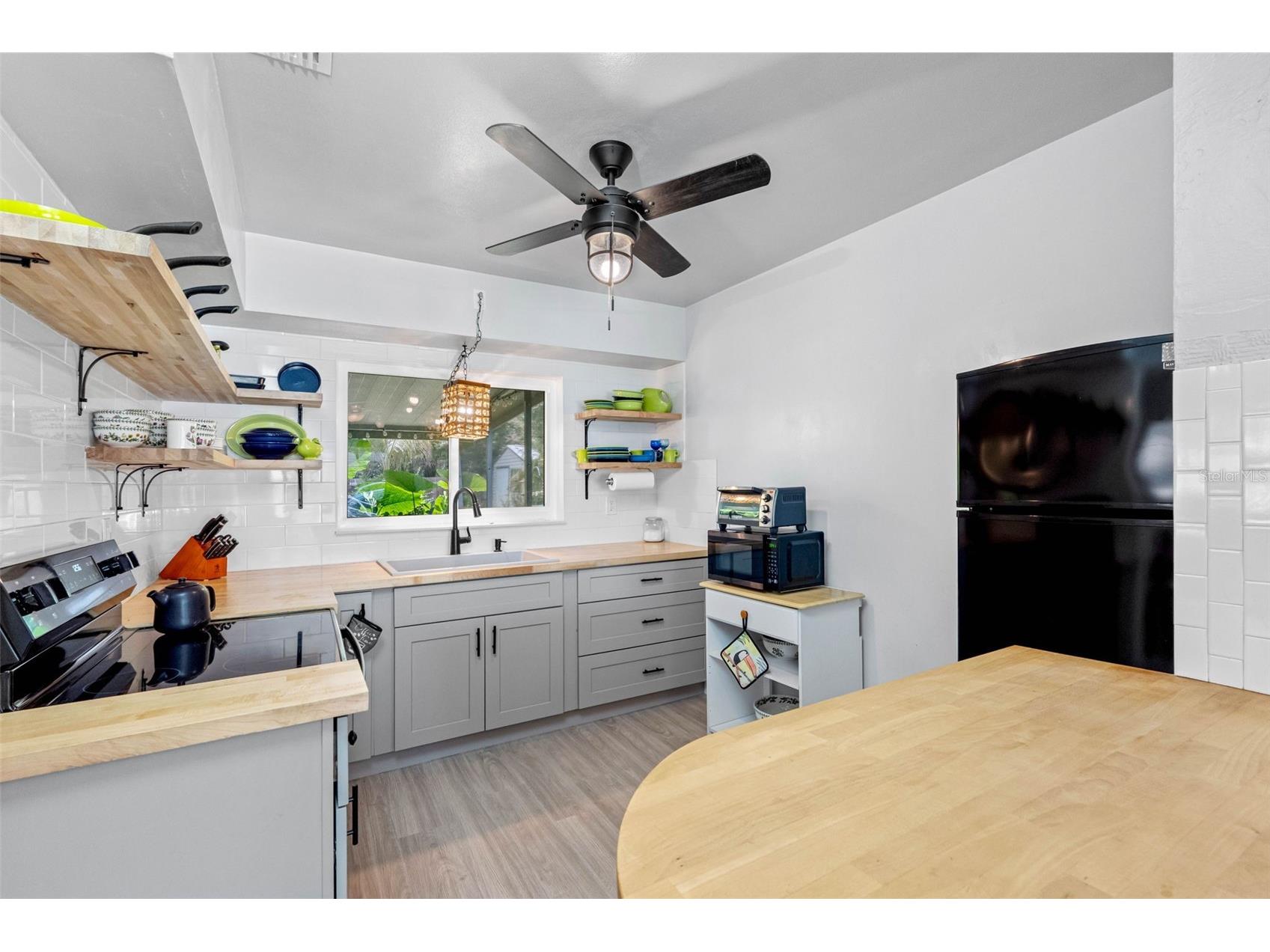 4011 7th Avenue N Saint Petersburg FL 33713 TB8524838 image9