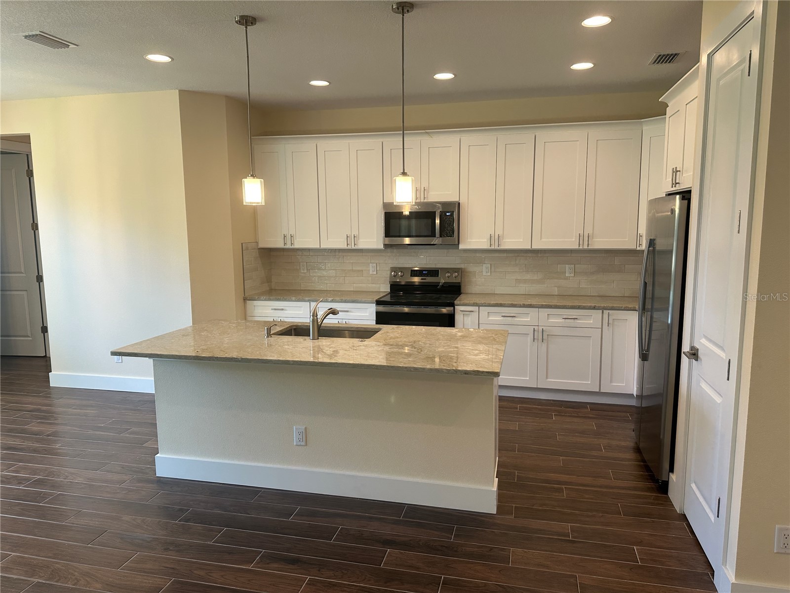 4011 Amber Road Valrico FL 33594 TB8506412 image7