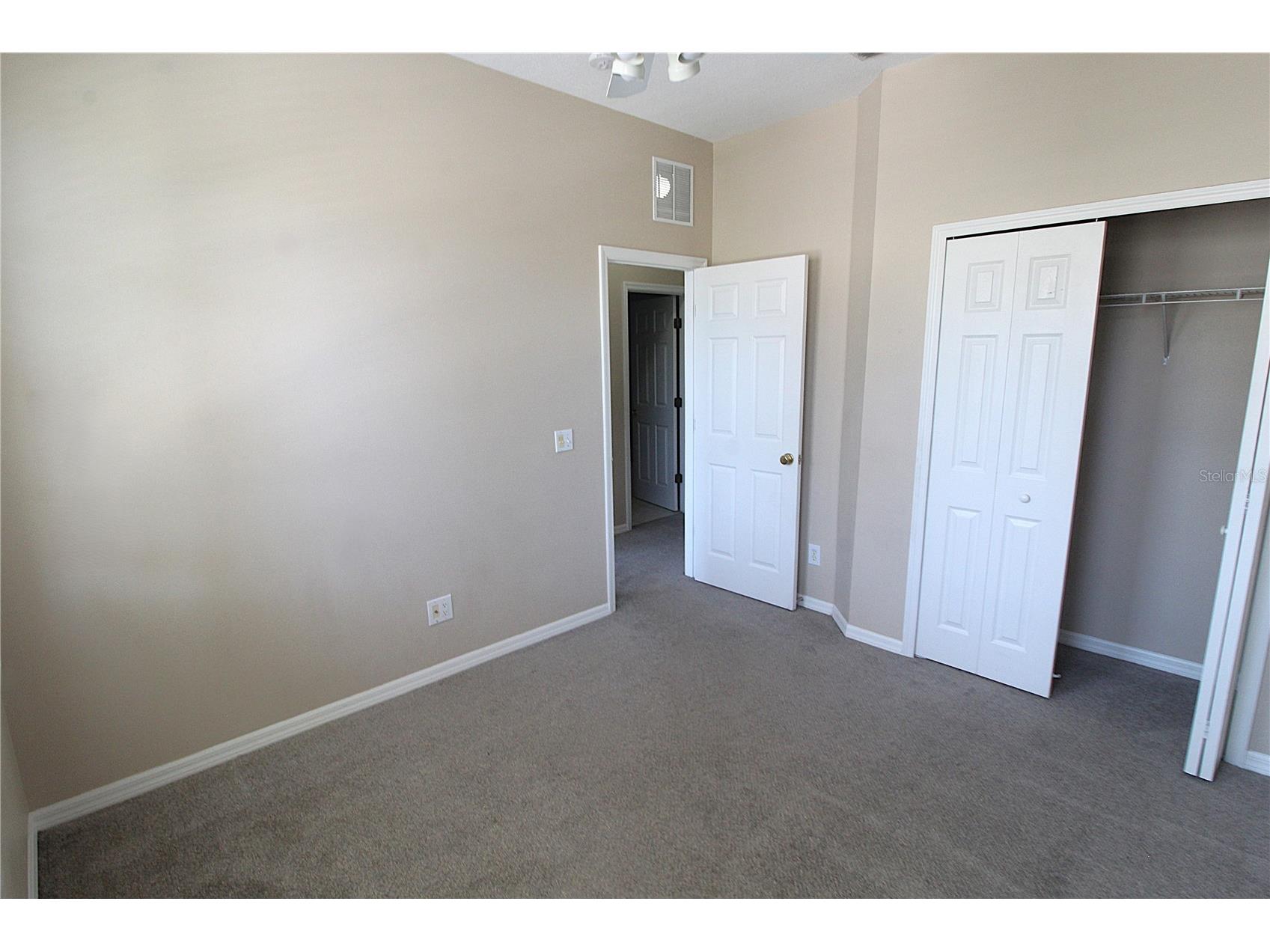 4011 Burlwood Road Sarasota FL 34233 A4700001 image11