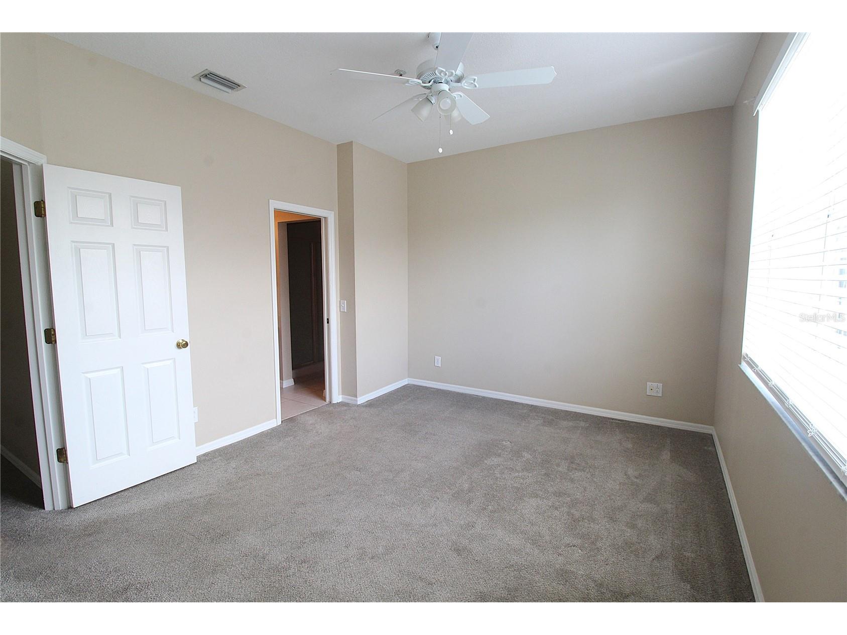 4011 Burlwood Road Sarasota FL 34233 A4700001 image7