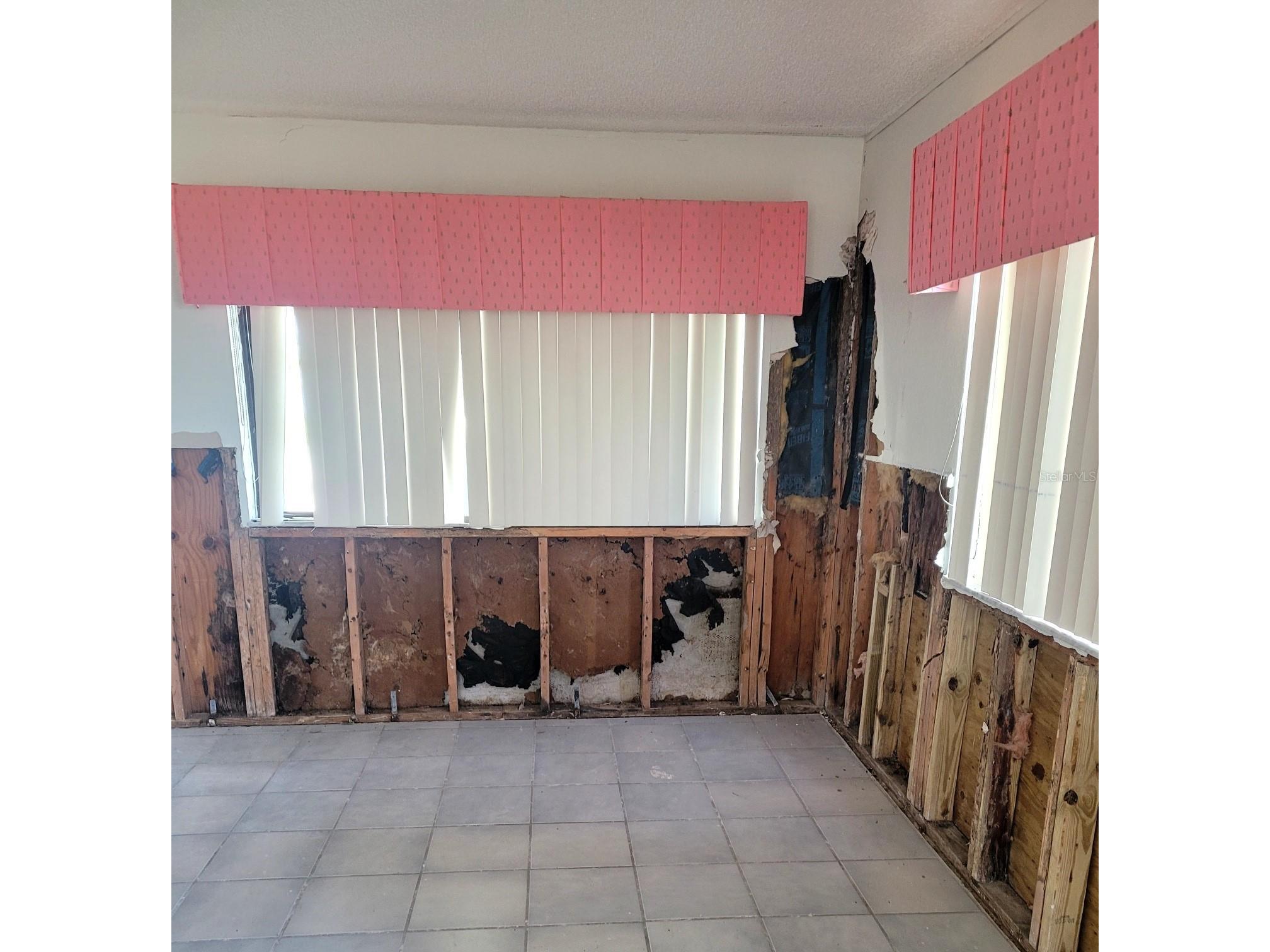 4011 Centavo Court Hernando Beach FL 34607 - SANCHEZ CANAL W7886025 image23