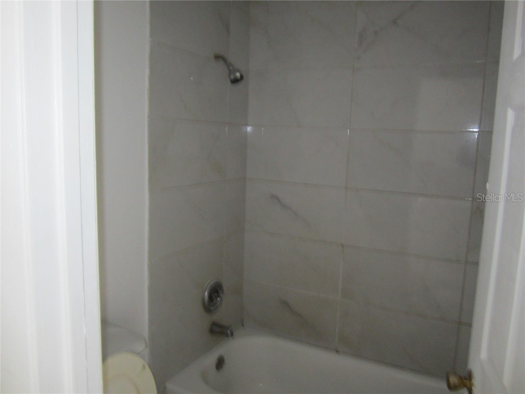 4011 E Columbus Drive Tampa FL 33605 TB8308799 image7