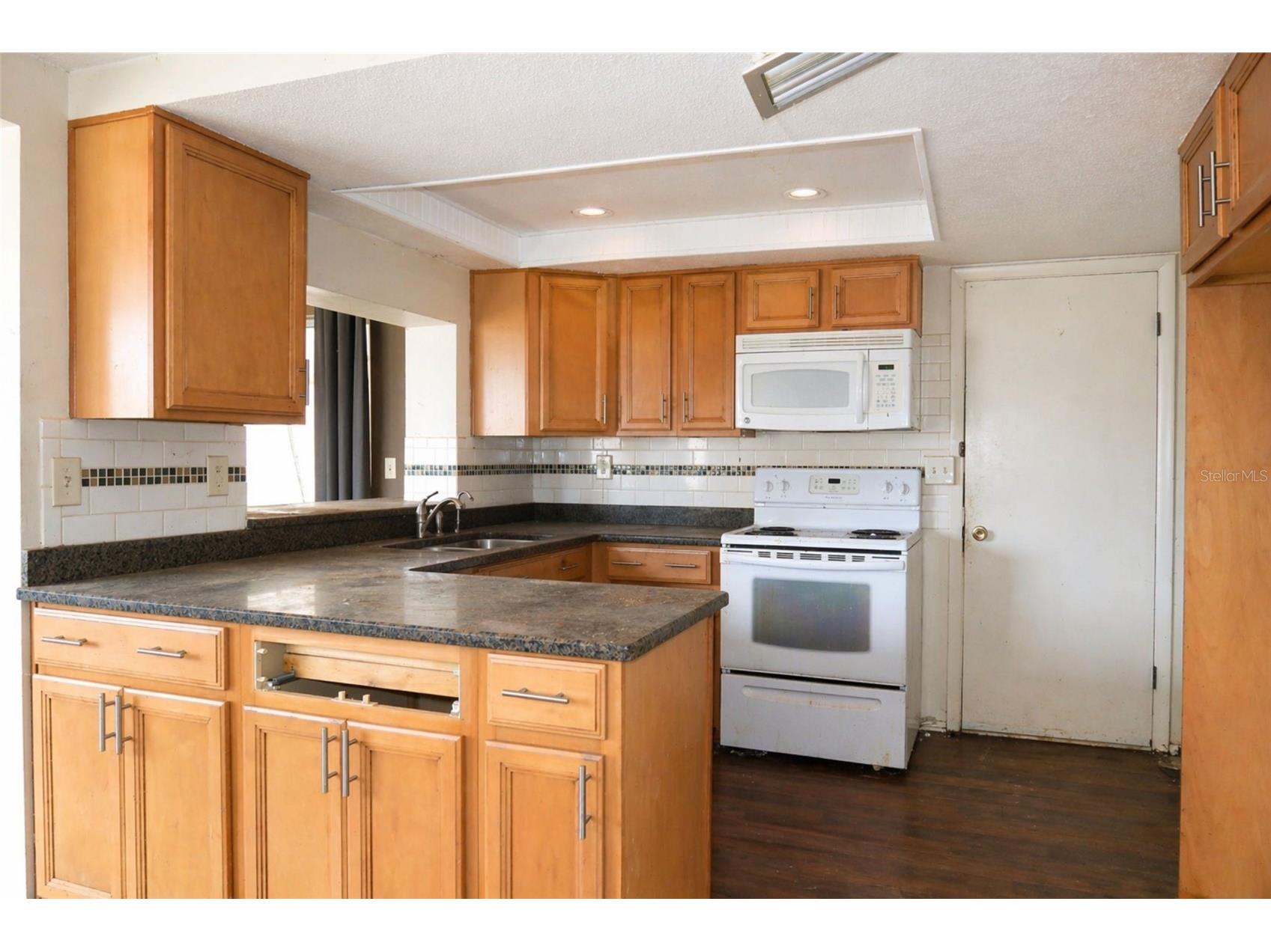 4011 Grayton Drive New Port Richey FL 34652 TB8500771 image4