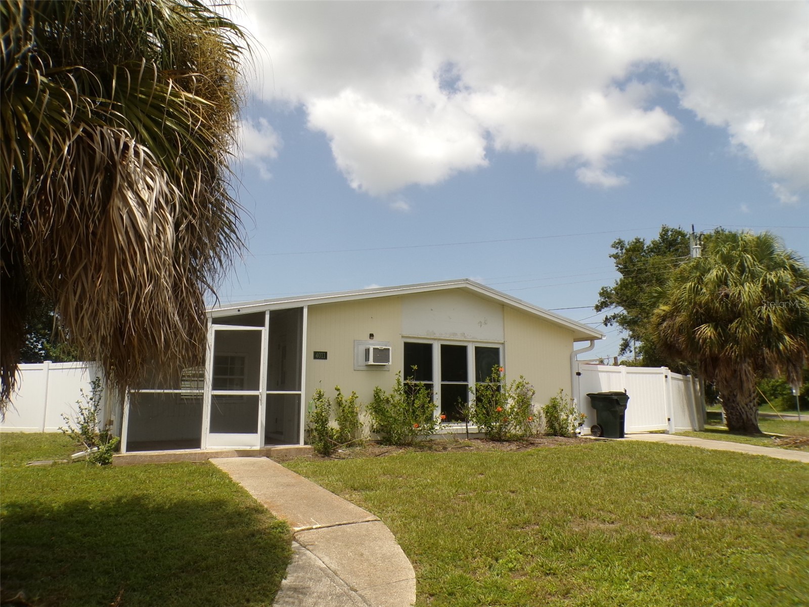 4011 Grobe Street North Port FL 34287 K4903637 image1