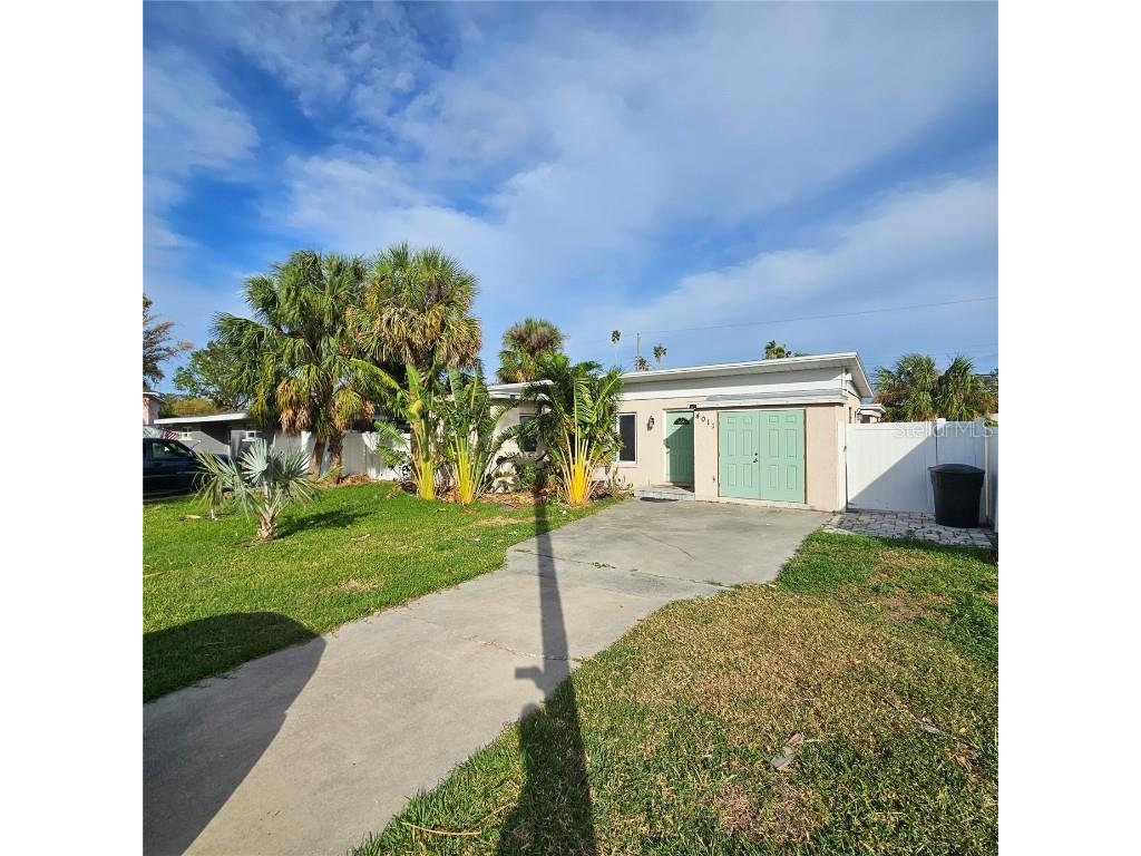 4011 Helena Street NE Saint Petersburg FL 33703 TB8326112 image1