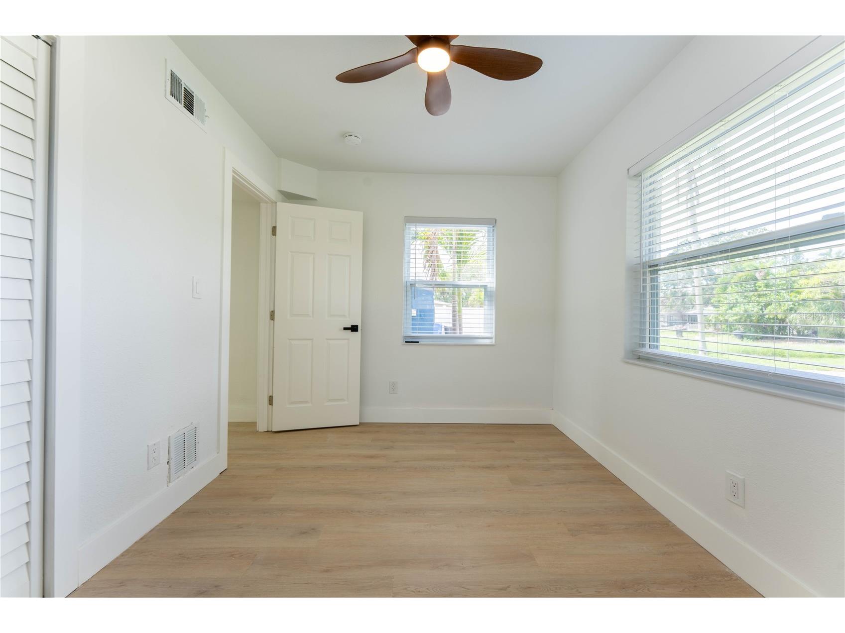 4011 Helena Street NE Saint Petersburg FL 33703 TB8507580 image11