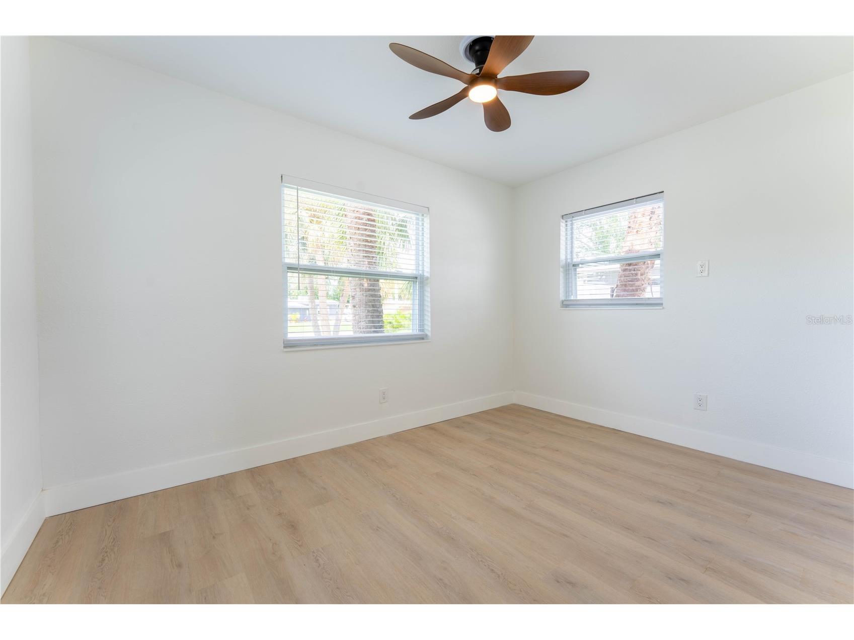 4011 Helena Street NE Saint Petersburg FL 33703 TB8507580 image9