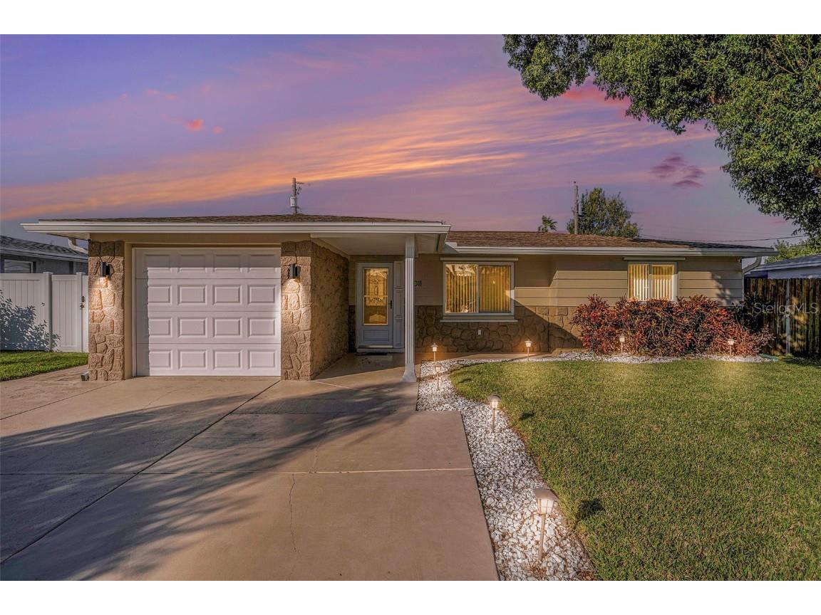 4011 Ironware Drive Holiday FL 34691 TB8422433 image1