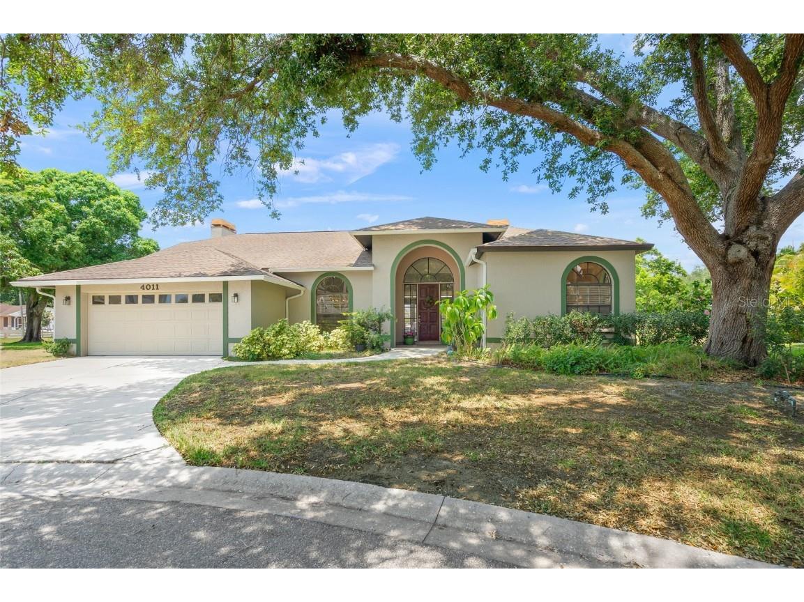 4011 Southern Manor Court Other City - In The State Of Florida FL 34233 A4609102 image1