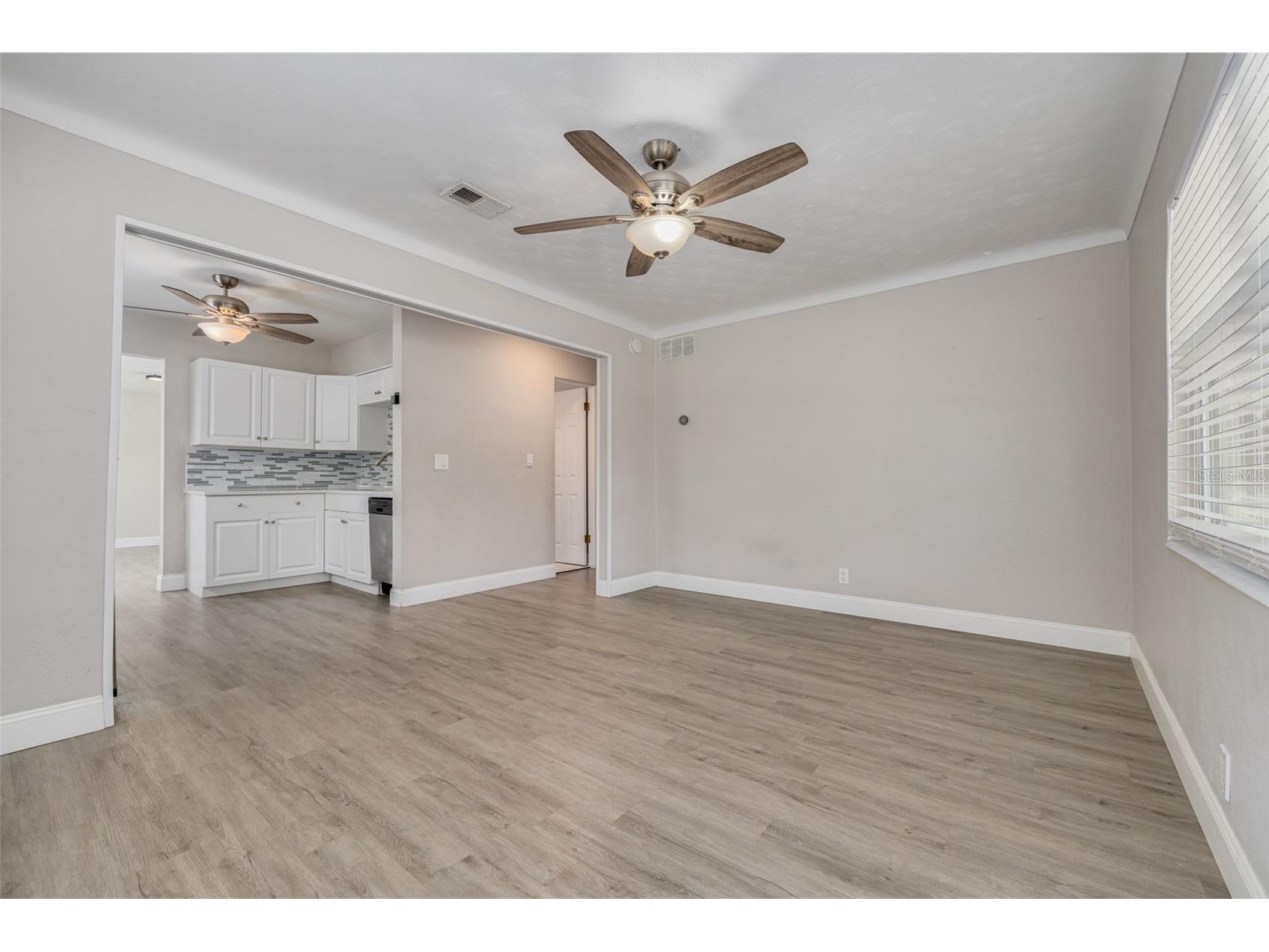 4012 21st Street N Saint Petersburg FL 33714 TB8494881 image6