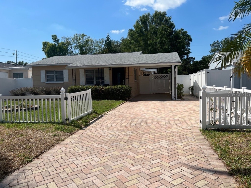 4012 37th Avenue N Saint Petersburg FL 33713 U8199572 image1