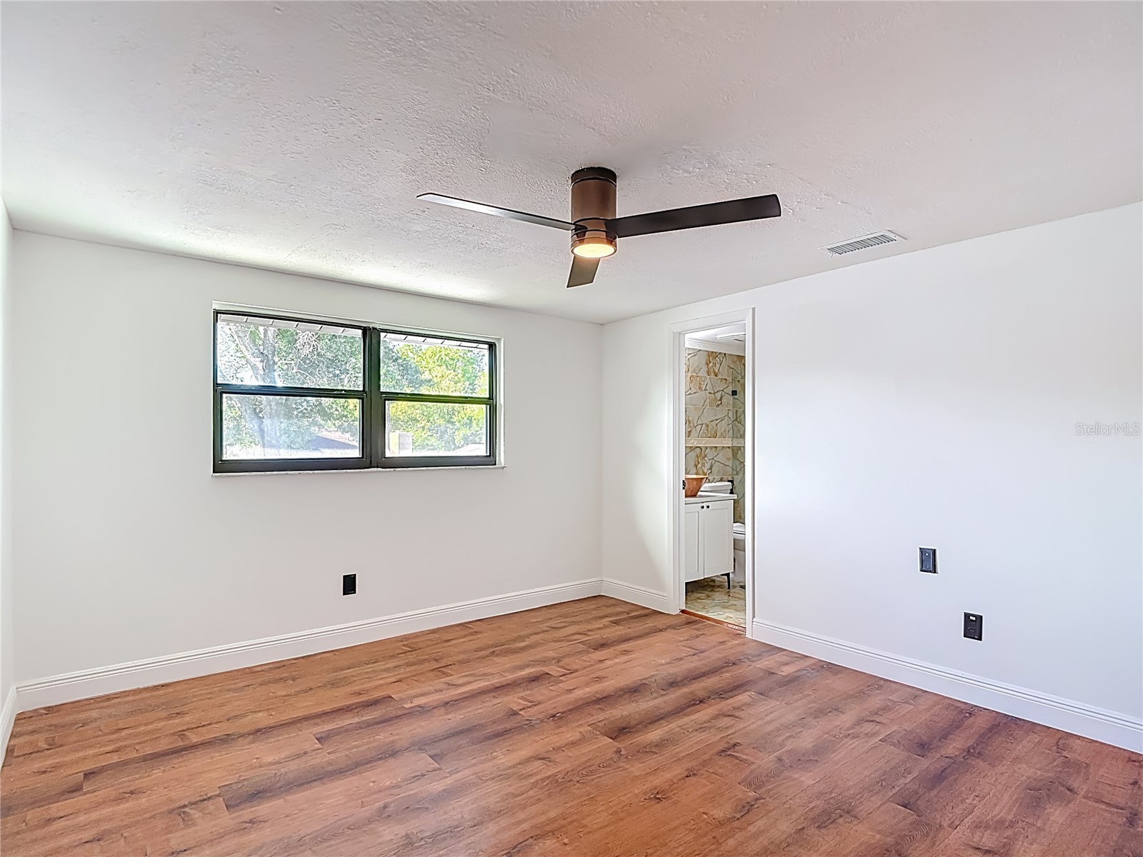 4012 Braesgate Lane Tampa FL 33624 TB8495172 image33
