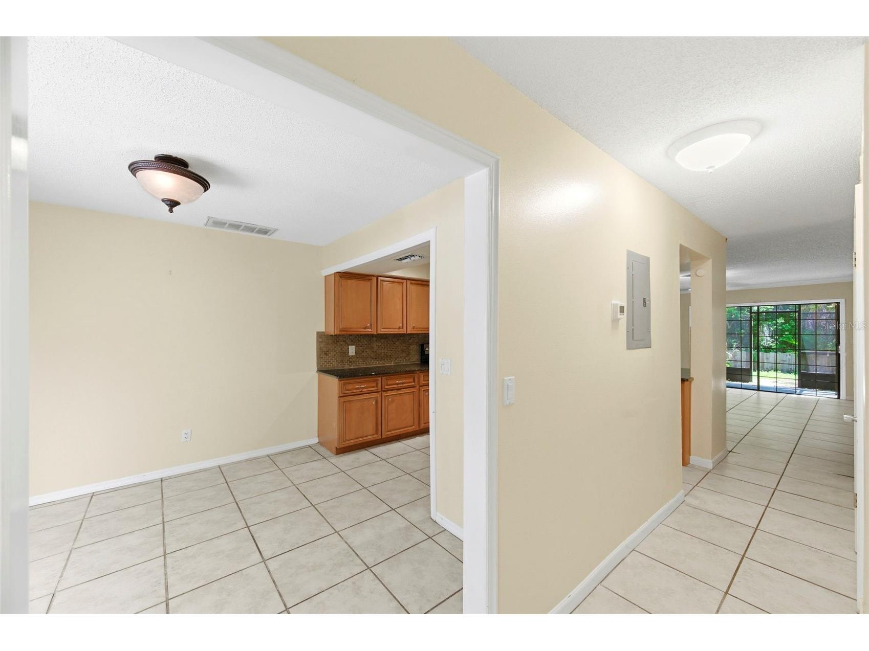 4012 Huxford Court Tampa FL 33624 TB8503954 image8