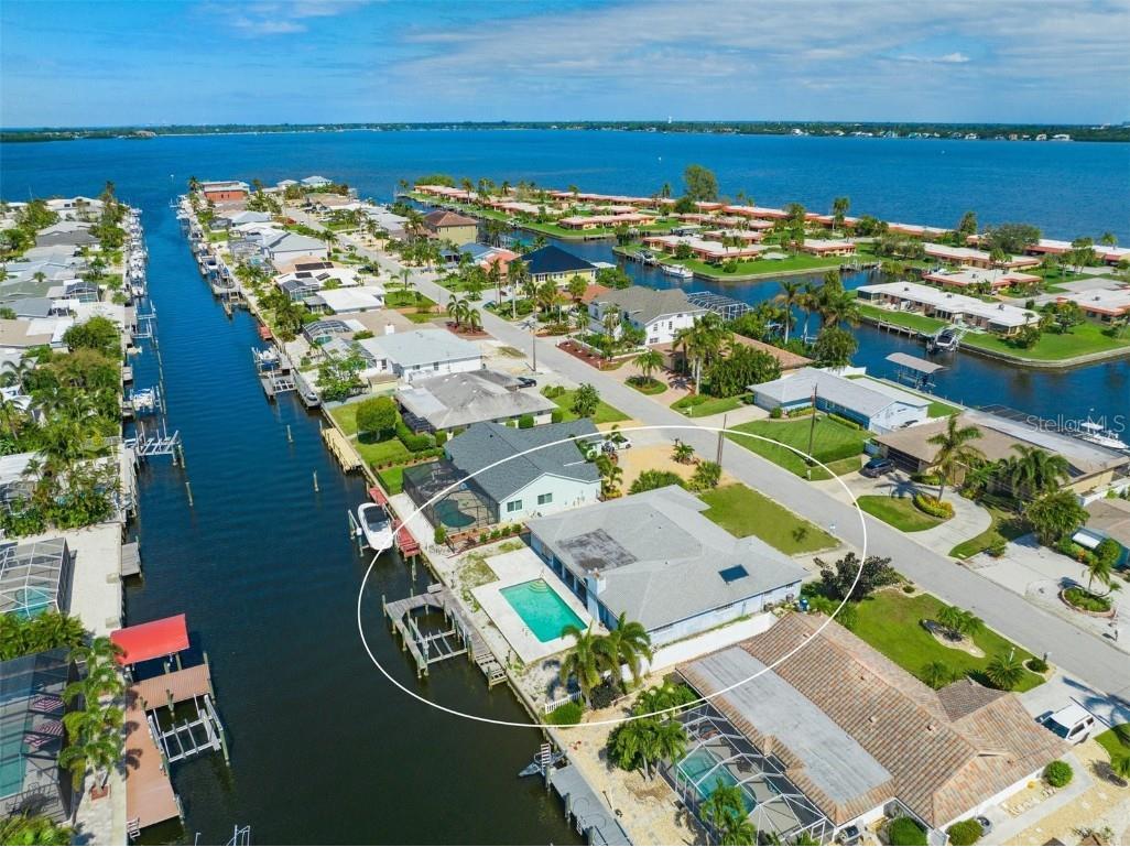 4012 Royal Palm Drive Bradenton FL 34210 - PALMA SOLA BAY A4550605 image1