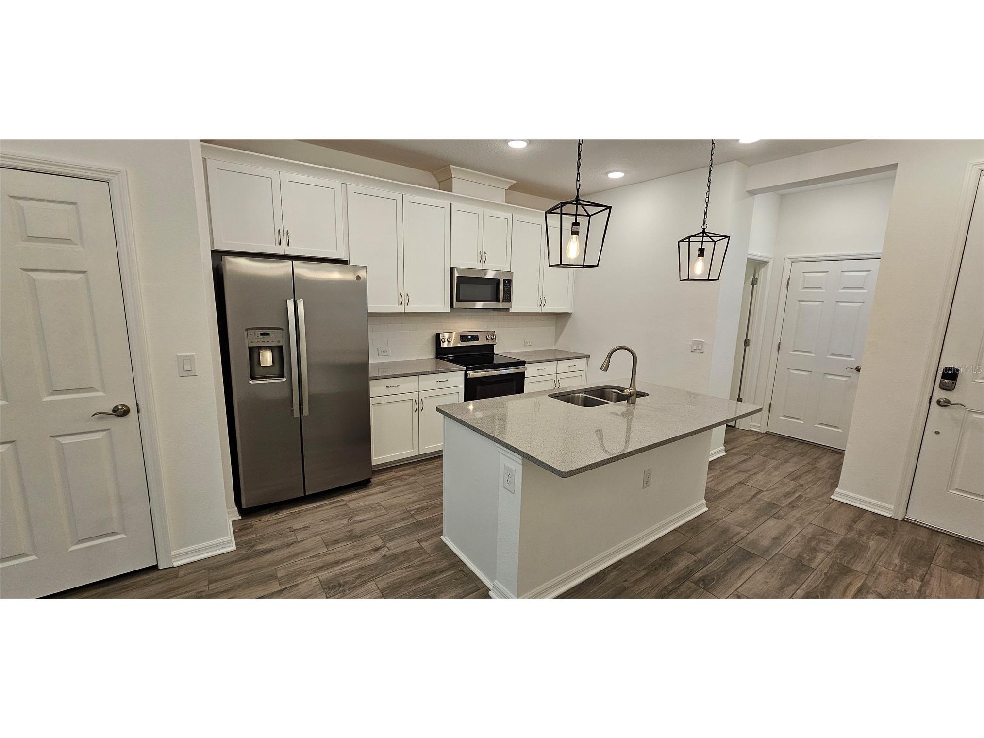 4012 Via Sienna Circle Sarasota FL 34243 R4911321 image3