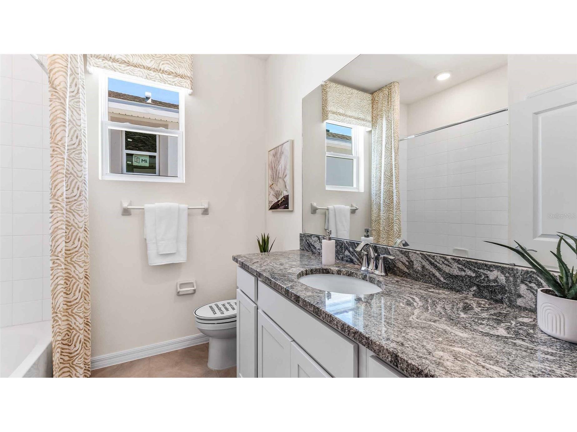 4012 Westwood Fields Loop Plant City FL 33565 TB8464213 image11