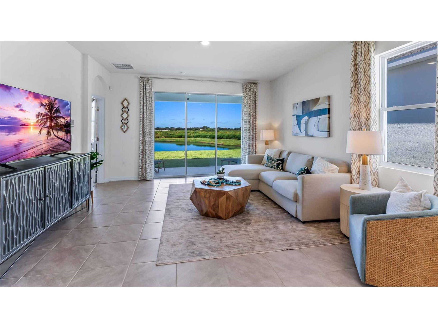 4012 Westwood Fields Loop Plant City FL 33565 TB8464213 image2