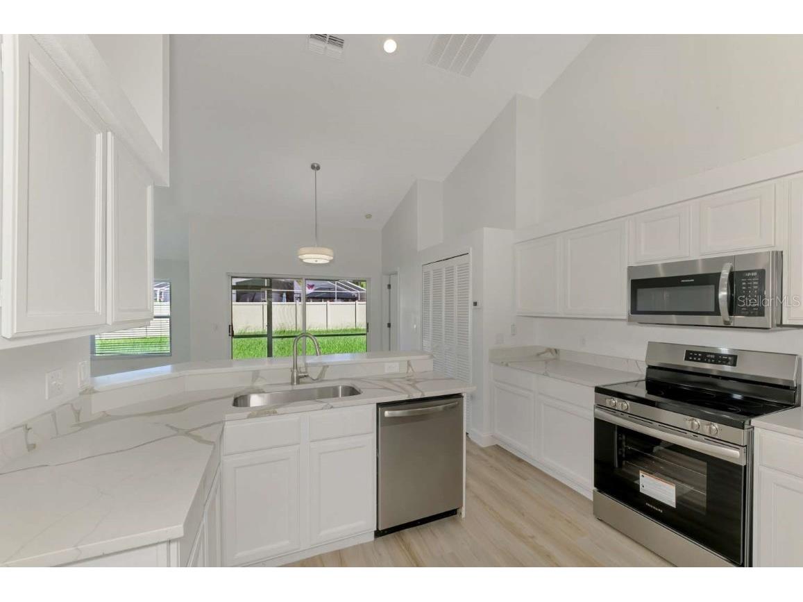 4013 51st Place W Bradenton FL 34210 TB8425692 image8