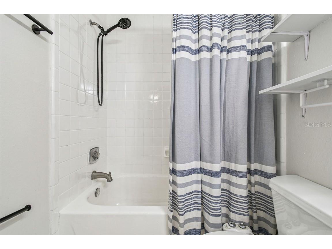 4013 Dream Oak Place #202 Tampa FL 33613 TB8433001 image19