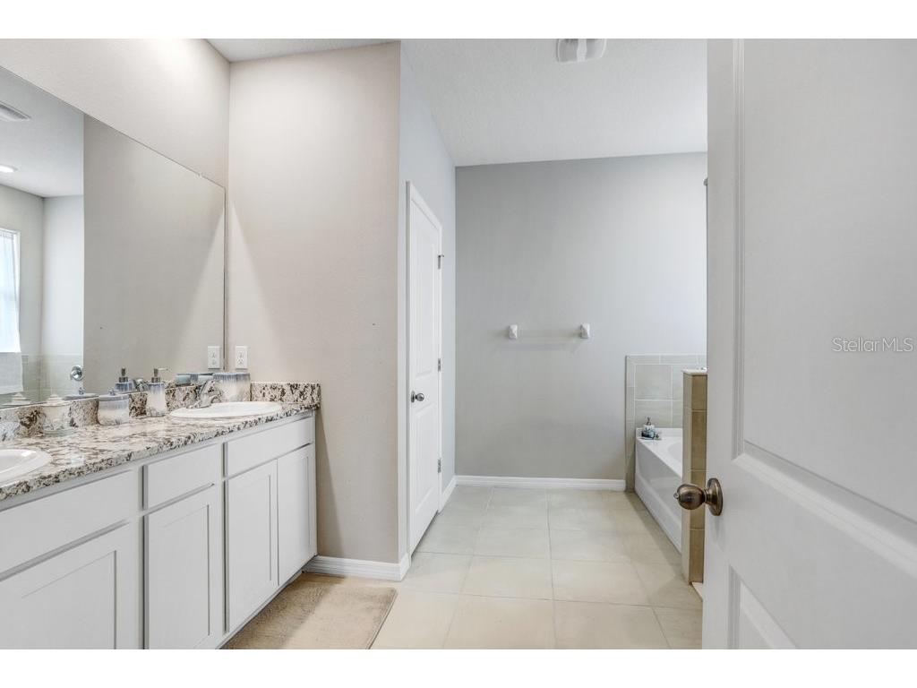 4013 Lively Coral Place Bradenton FL 34208 TB8423961 image24