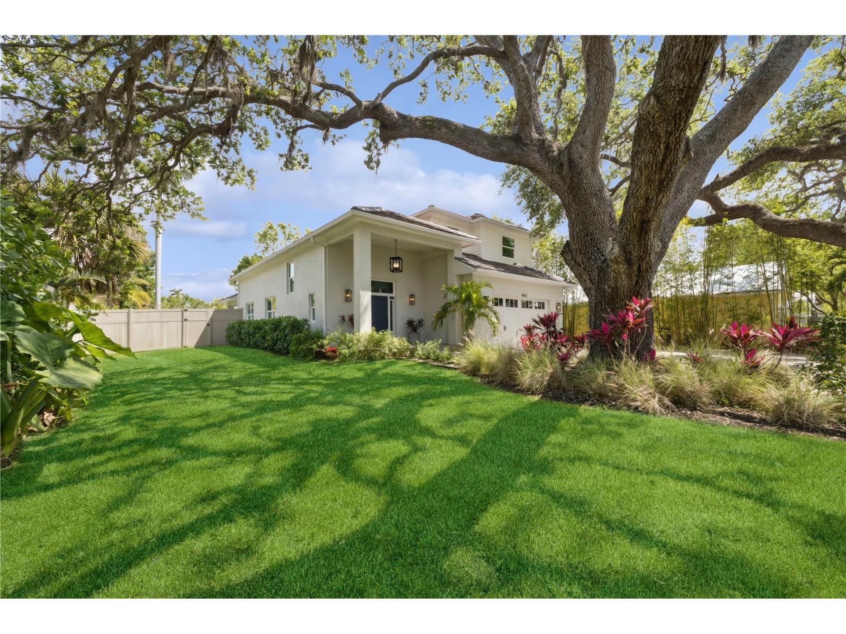 4013 Red Rock Lane Sarasota FL 34231 A4646608 image2