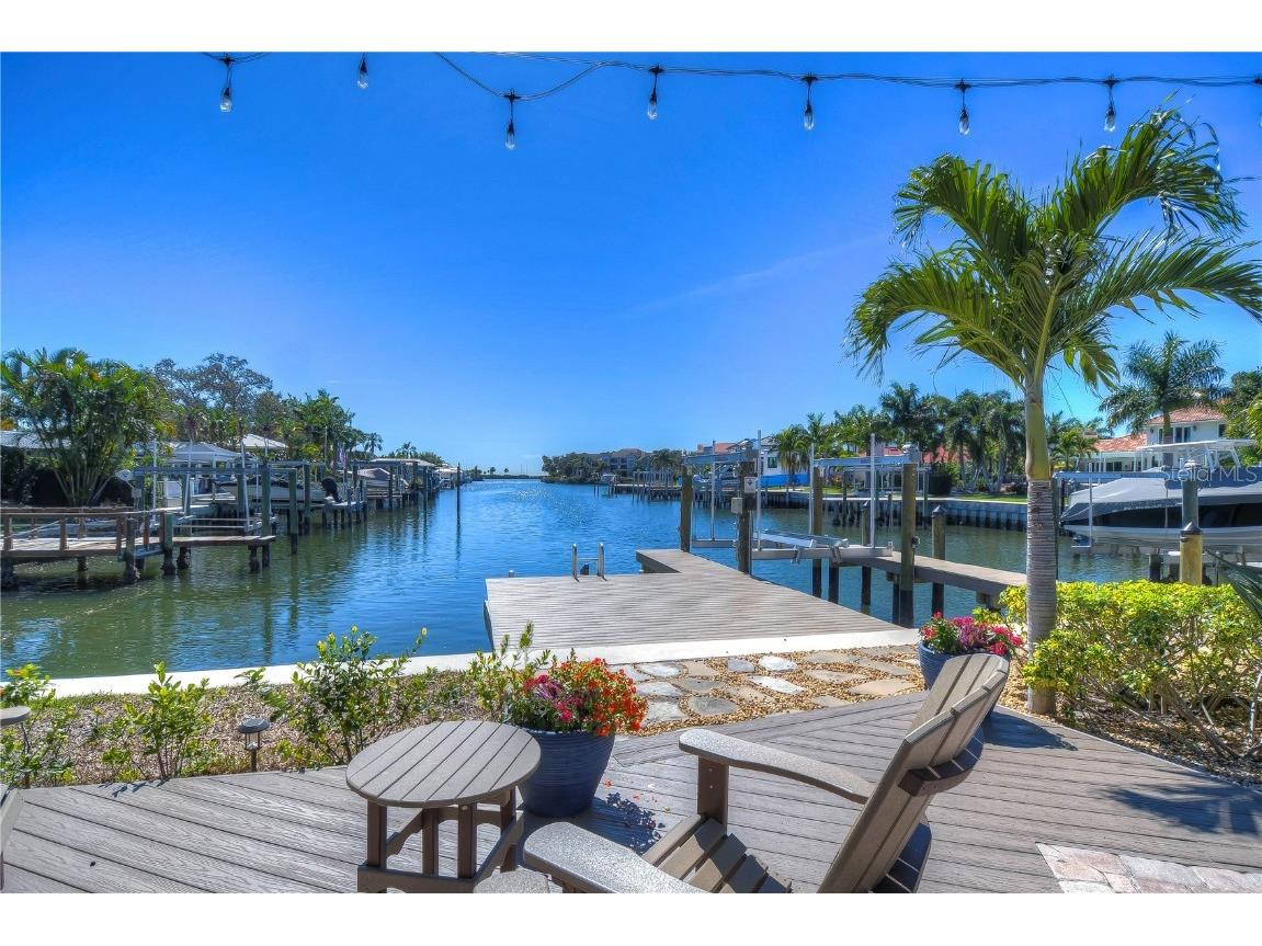 4014 Dana Shores Drive Tampa FL 33634 - TAMPA BAY T3510627 image1