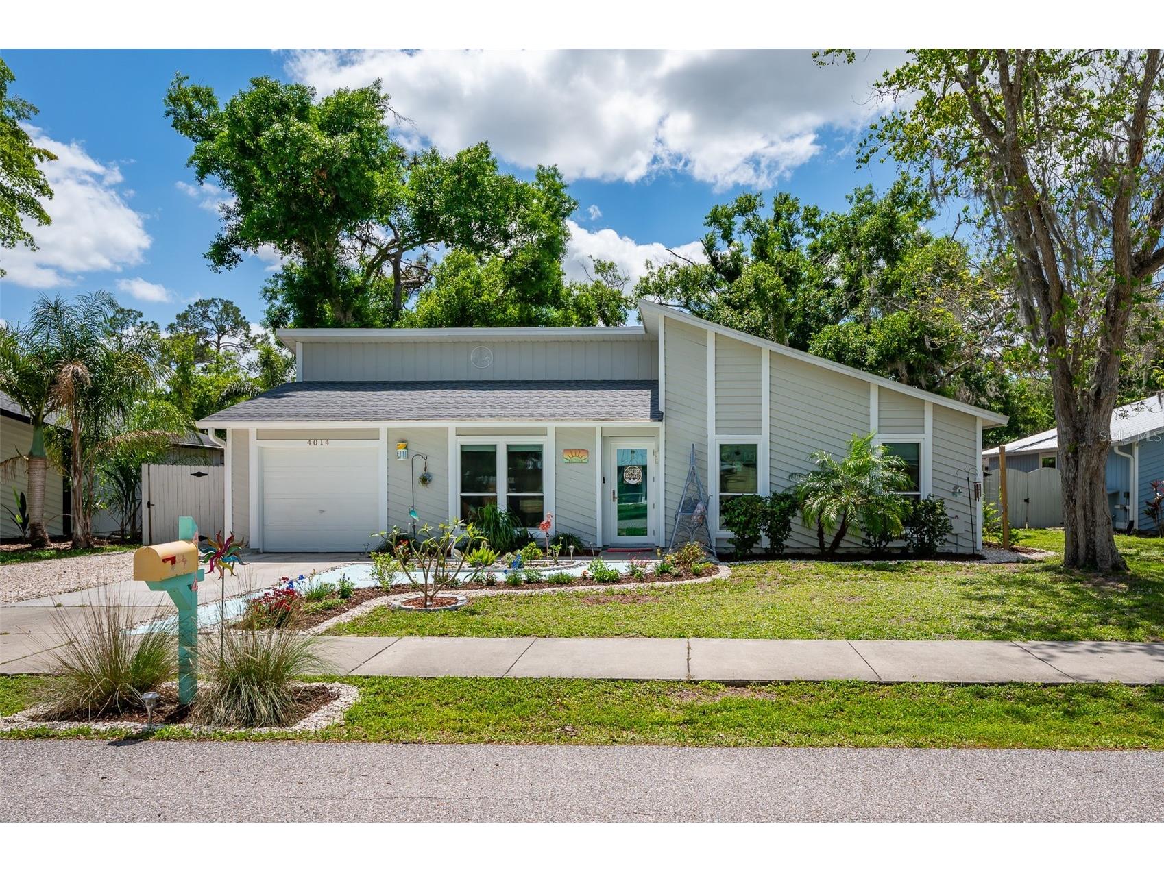 4014 Hina Drive Sarasota FL 34241 A4689030 image1
