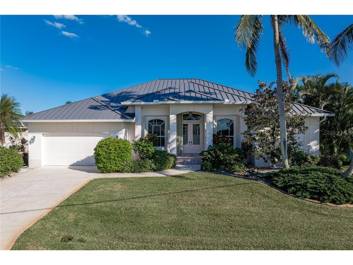 4014 La Costa Island Court Punta Gorda FL 33950 C7516294 image1