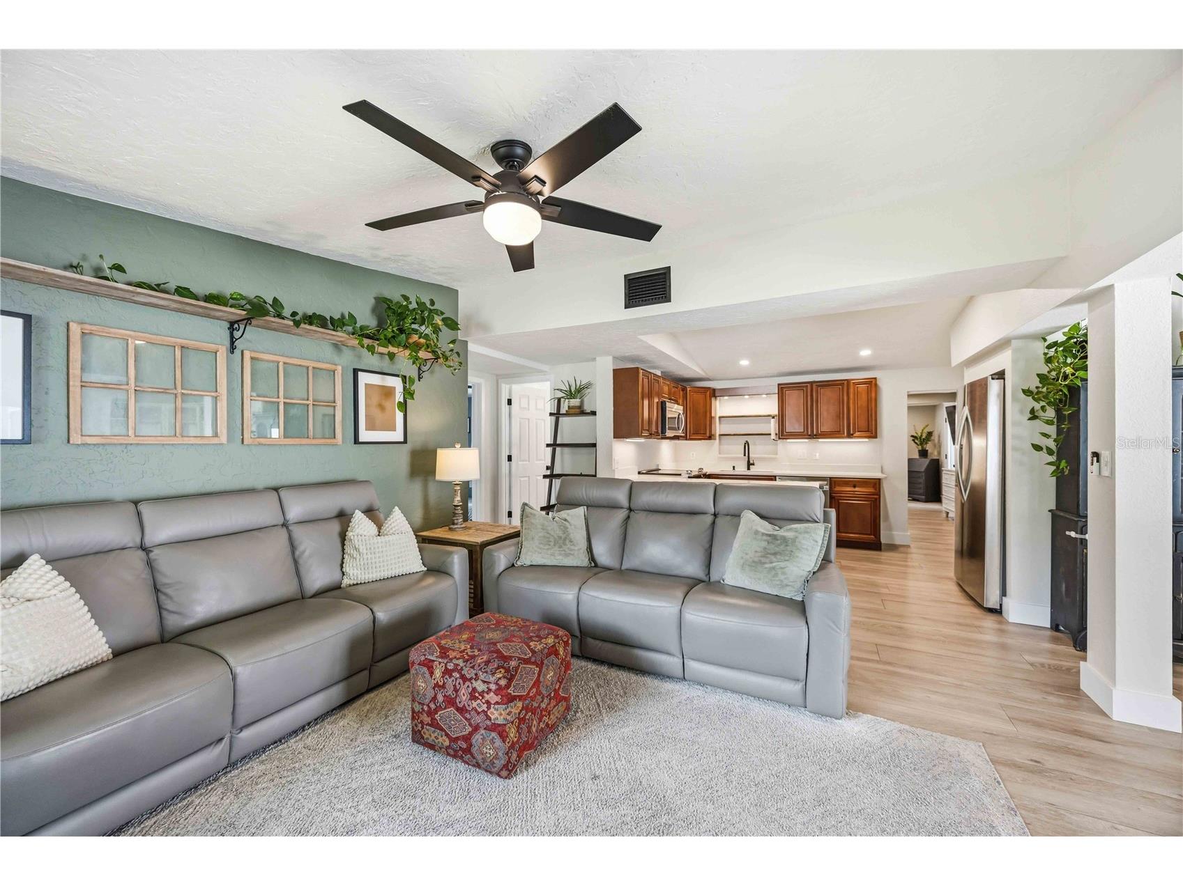 4014 Radnor Place Sarasota FL 34233 A4692497 image13