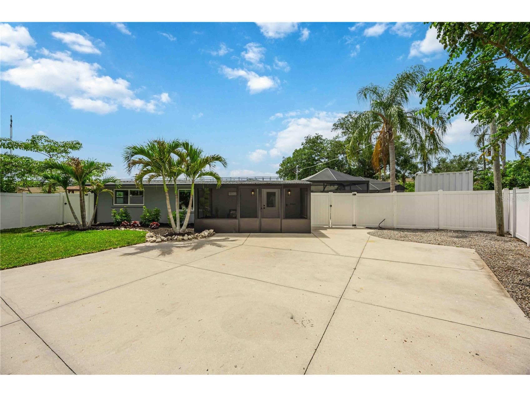 4014 Radnor Place Sarasota FL 34233 A4692497 image2