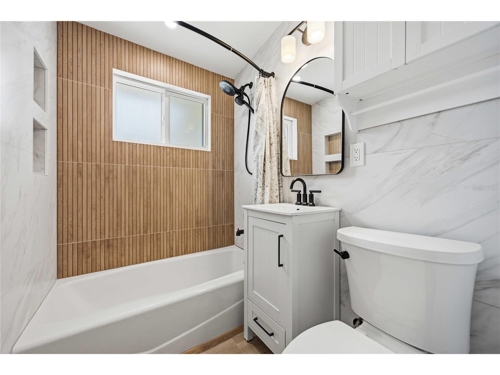 4014 Radnor Place Sarasota FL 34233 A4692497 image26