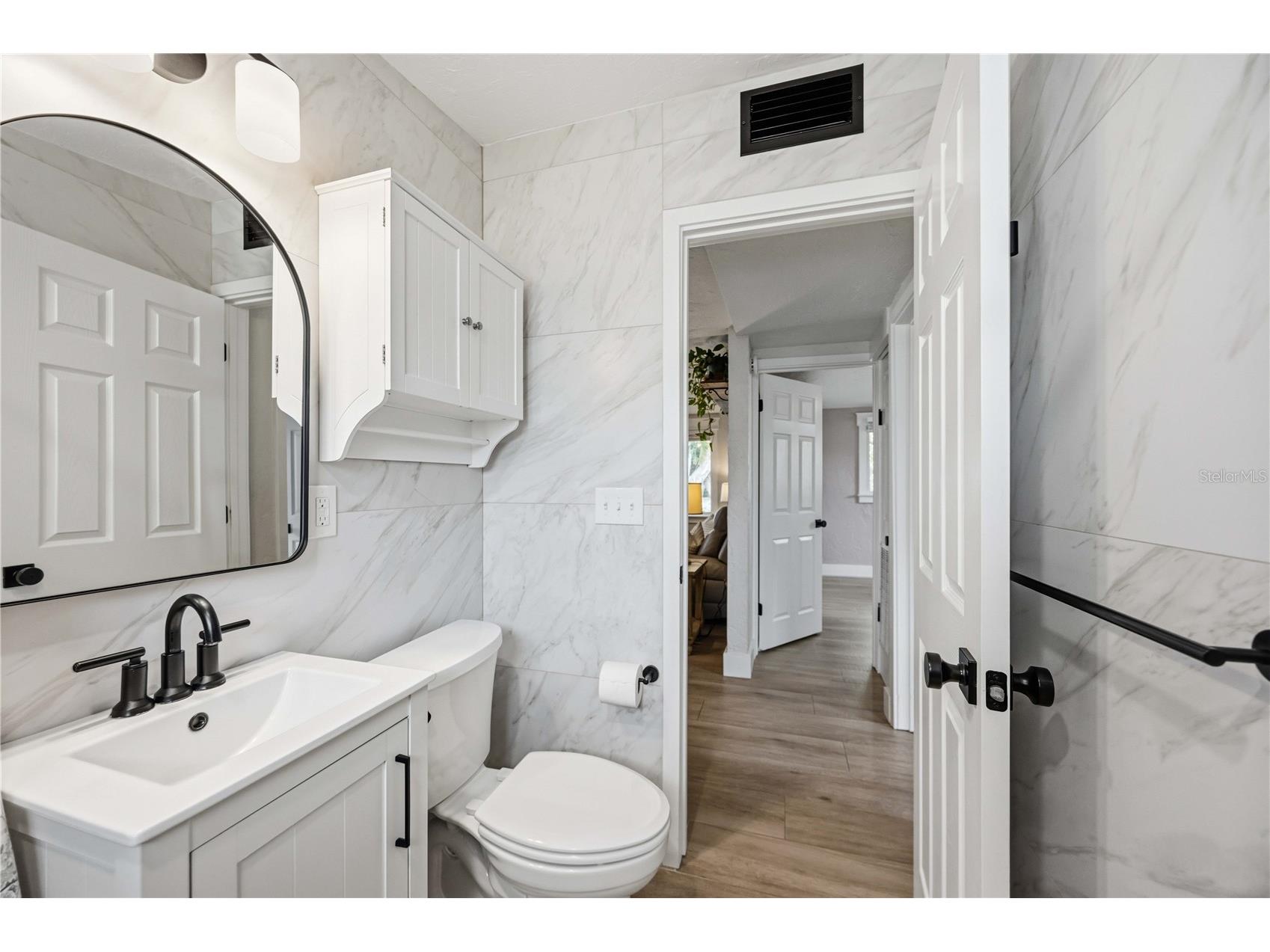4014 Radnor Place Sarasota FL 34233 A4692497 image27