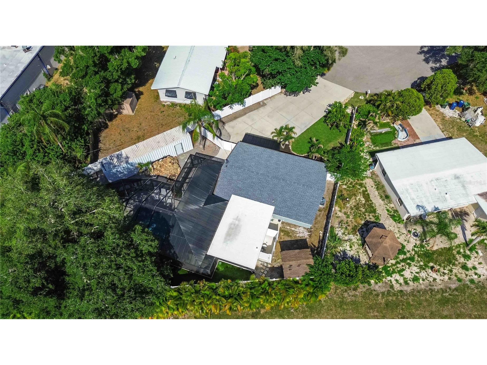 4014 Radnor Place Sarasota FL 34233 A4692497 image78