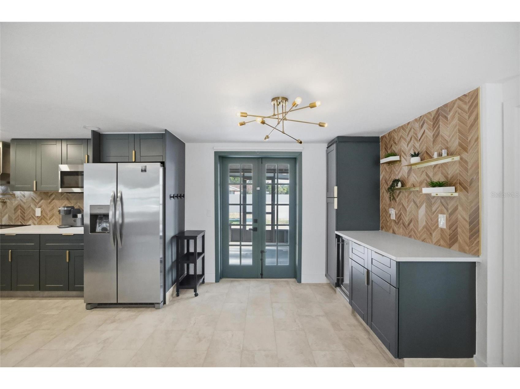 4014 W Rogers Avenue Tampa FL 33611 TB8501135 image5