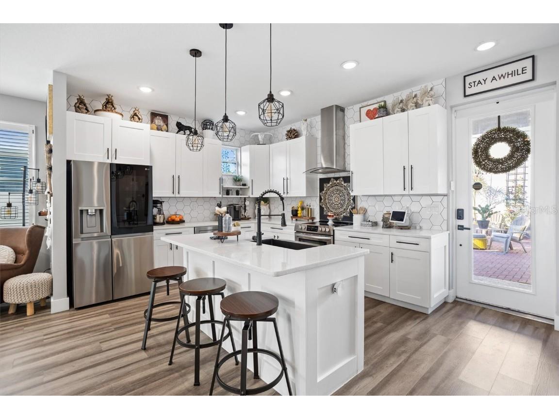 4015 10th Avenue N Saint Petersburg FL 33713 TB8368285 image11