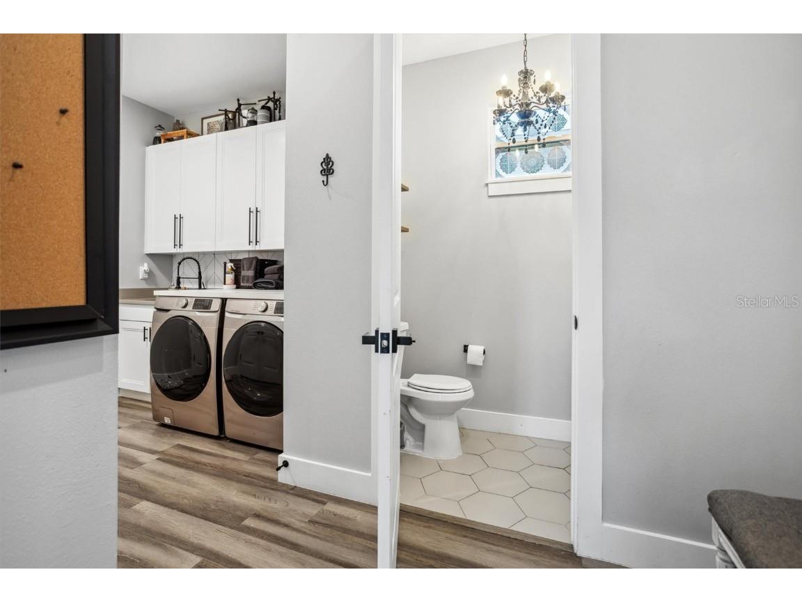 4015 10th Avenue N Saint Petersburg FL 33713 TB8368285 image16