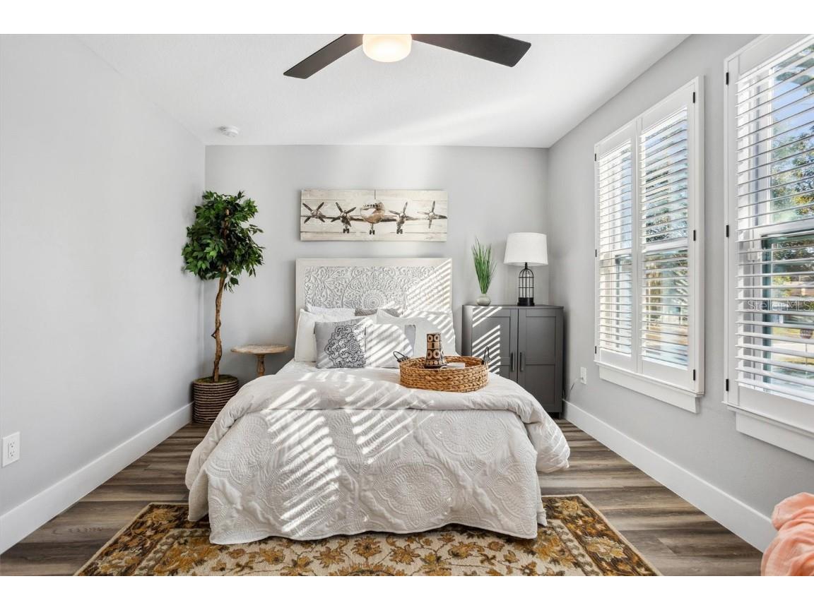 4015 10th Avenue N Saint Petersburg FL 33713 TB8368285 image20