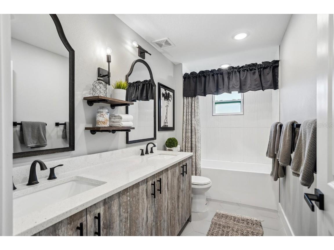 4015 10th Avenue N Saint Petersburg FL 33713 TB8368285 image24