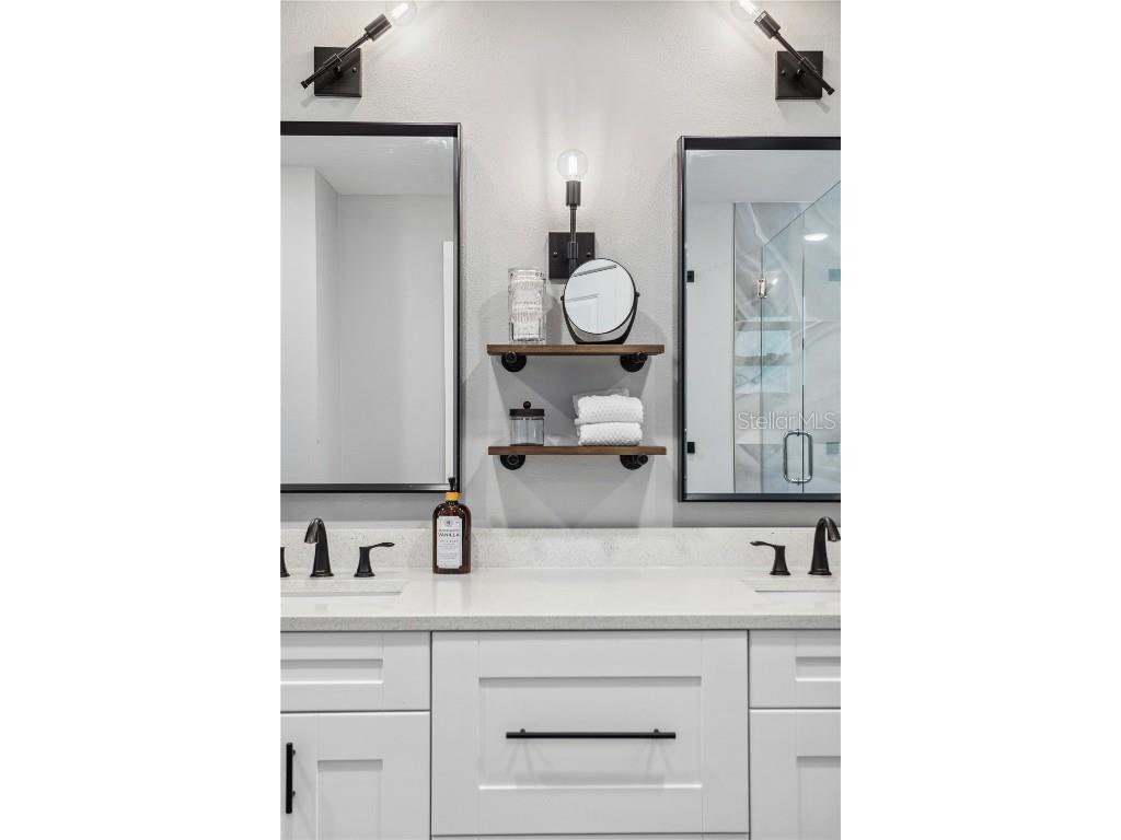 4015 10th Avenue N Saint Petersburg FL 33713 TB8368285 image29