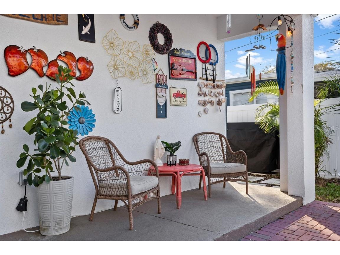 4015 10th Avenue N Saint Petersburg FL 33713 TB8368285 image36