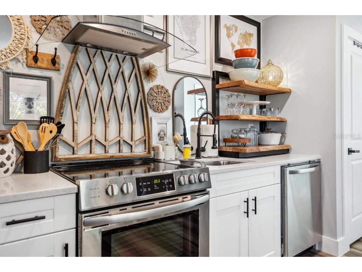 4015 10th Avenue N Saint Petersburg FL 33713 TB8368285 image45