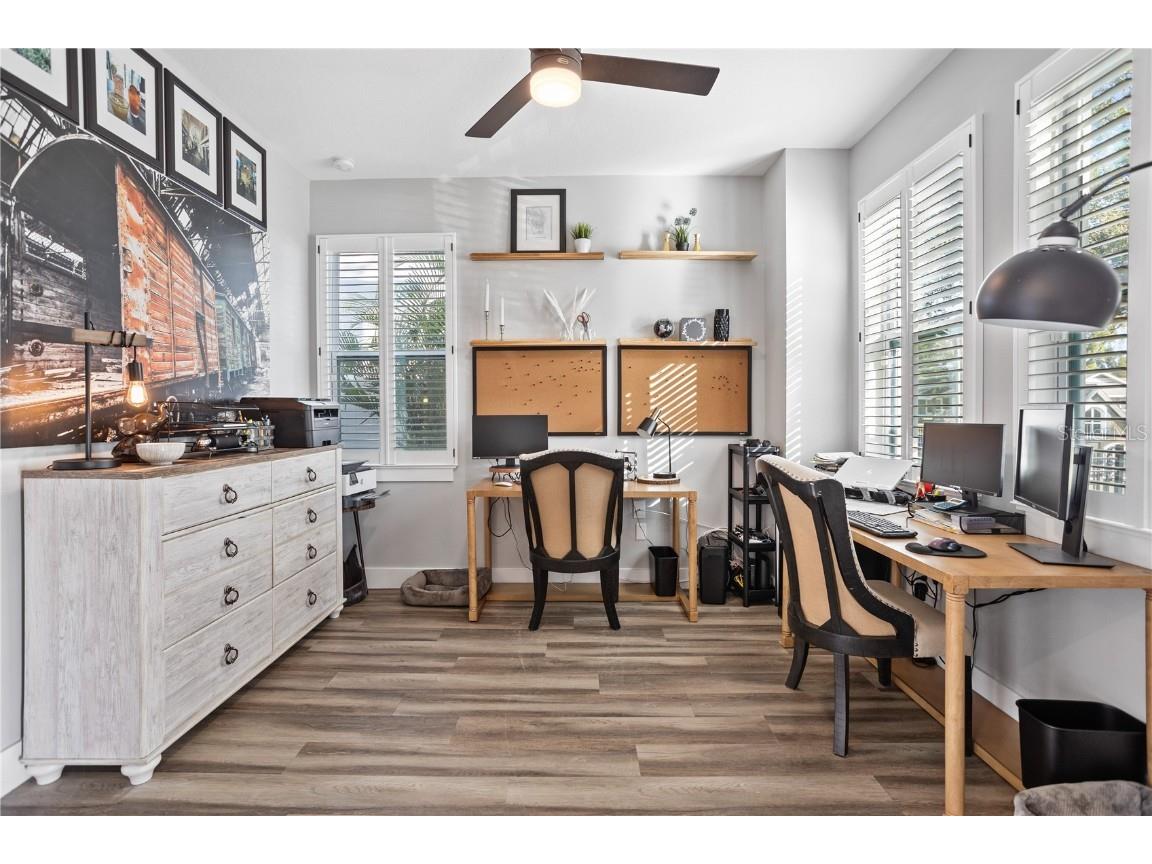 4015 10th Avenue N Saint Petersburg FL 33713 TB8368285 image5