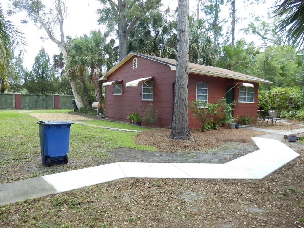 4015 37th Street N #REAR-WEST Saint Petersburg FL 33714 U8202249 image1