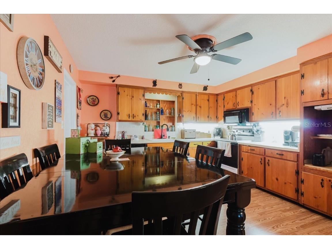 4015 Asbury Place Sarasota FL 34233 A4654008 image12