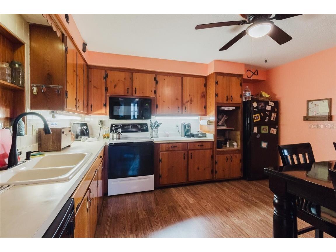 4015 Asbury Place Sarasota FL 34233 A4654008 image16