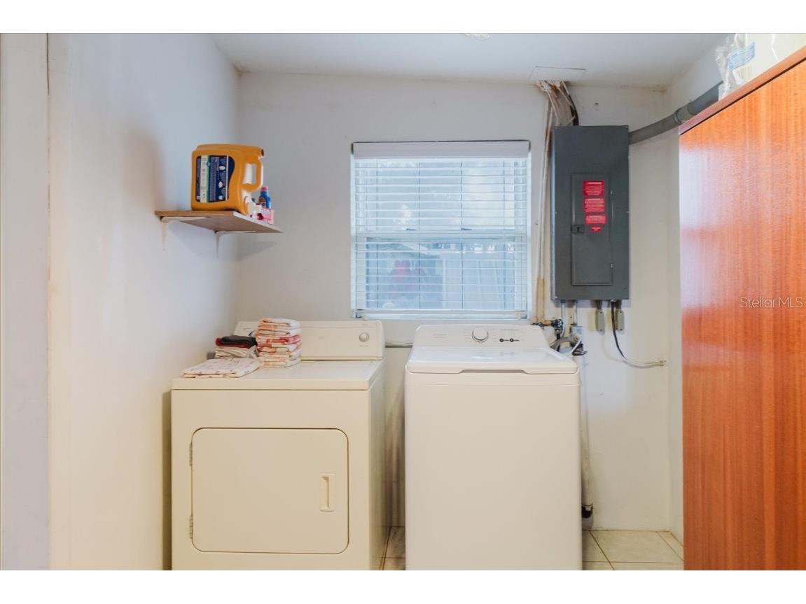 4015 Asbury Place Sarasota FL 34233 A4654008 image27