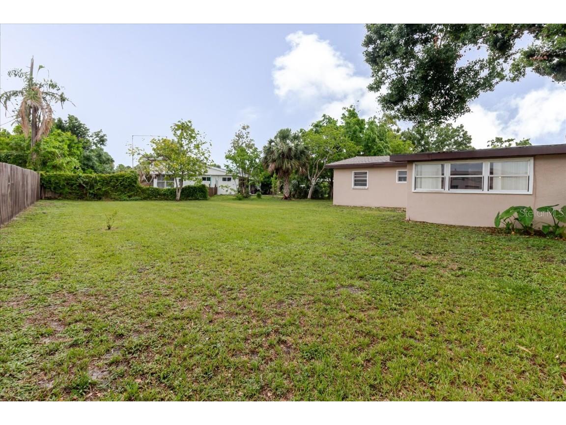 4015 Asbury Place Sarasota FL 34233 A4654008 image31