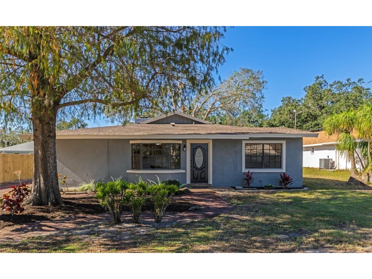 4015 Brazilnut Avenue Sarasota FL 34234 A4555787 image1